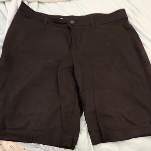 St.Johns Bay  Black Bermuda Shorts Size 14